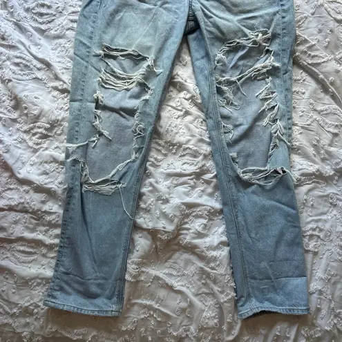 American Eagle Size 6 Baggy Ripped Regular Blue Jeans