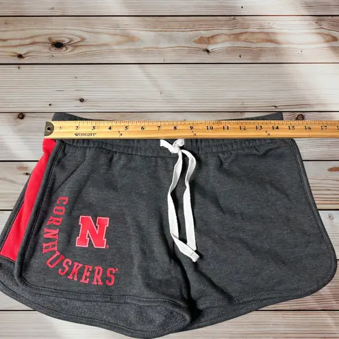 NEW Nebraska Cornhuskers Shorts Womens S Gray Captivating Comfy Lounge Fleece
