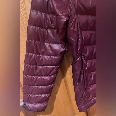 The North Face  Flare Full-Zip 550-Fill Goose Down Puffer‎ Jacket Deep Garnet Red