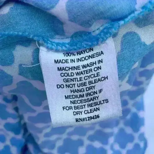 Escapada sleeveless blouse sz M summer casual modest minimalist feminine