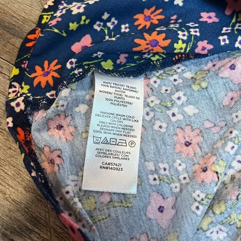 LOFT Floral Sleeveless Blouse Women's Size Small Navy Multicolor Print