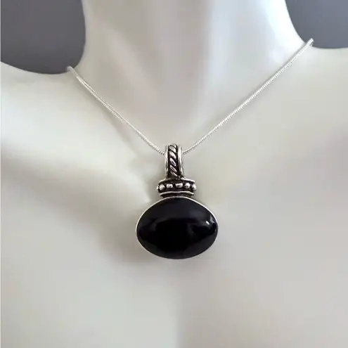 Mexico Solid Sterling Silver Onyx Pendant on an SS Plate Chain