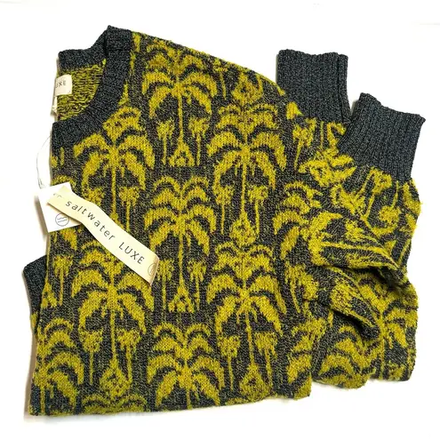 Saltwater Luxe  Women's Crew Neck Pullover Sweater
Long Sleeve