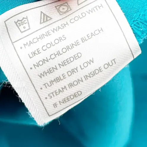 Dansko Women's Short Sleeve V-neck Button Back Nursing Scrub Top Size Medium