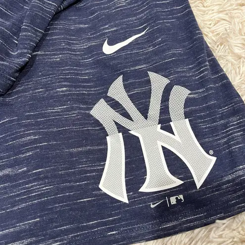 Nike  Women’s Dri Fit NY Yankees Hoodie Size Large NWT MSRP $55