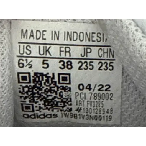 Adidas  Shoes Superstar 3 Stripe White Sneakers Size Women's 6.5