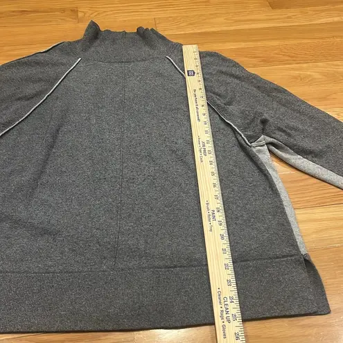 Vineyard Vines Vineyard vine women’s turtle mock neck two tone gray sweater size large .