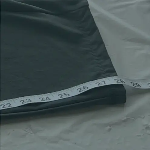 Athleta  2 Headlands Hybrid
Cargo High Rise Tight Metropolis Grey