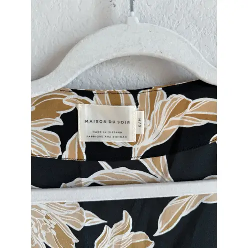 Maison Du Soir Anthropologie Selena Floral Kimono Robe Black Gold Women Size S/M Size M