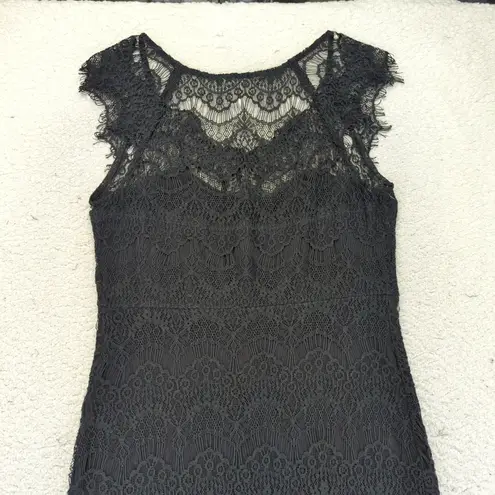 Intimately Free People Peek