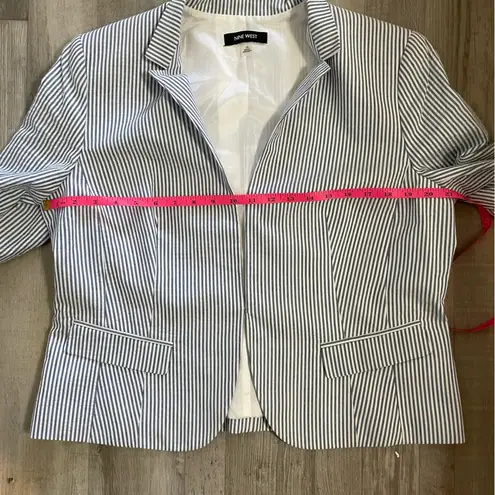 Nine West NWT  size 14 blue and white striped blazer