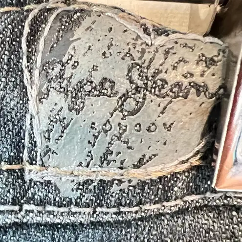 Pepe Jeans Rare London Embroidered Floral Heart and Snake Jeans