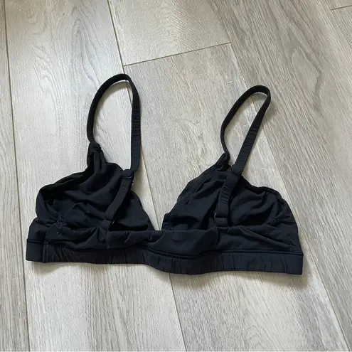 SKIMS Fitted Bralette fits everybody triangle Black (xsmall) stretch comfy