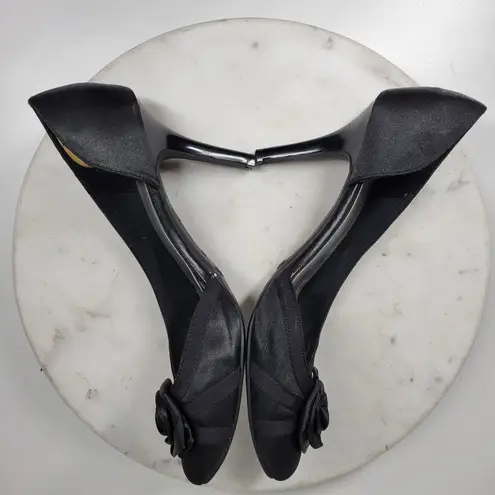 Fioni Dress Pumps Womens 8.5 Black Satin Rose Stiletto High Heels Formal