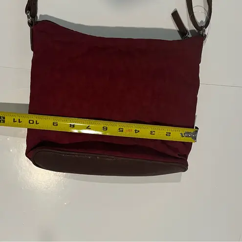 Stylish Red and Brown Crossbody Bag with Adjustable Strap