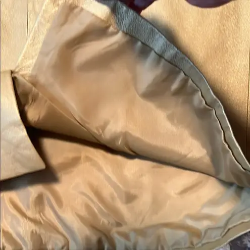 Santa Fe leather Elegant Gold Women's Dress Set excellent condition Size 18