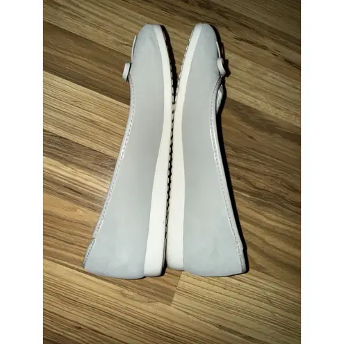 Giani Bernini ‎ Womens Sz 8 Ballet Flats Shoes Odeysagry Stone Gray Memory Foam thumbnail 6