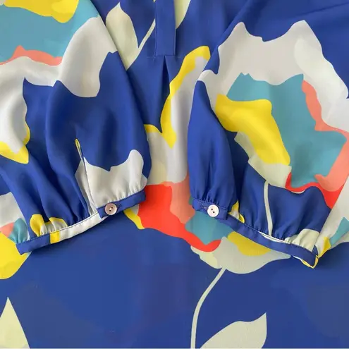 CROSBY by Mollie Burch Floral Print Blue V Neck Blouse Size M