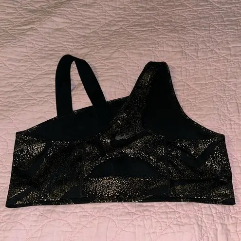 Nike BRAND NEW  SWOOSH BRA MEDIUM SUPPORT