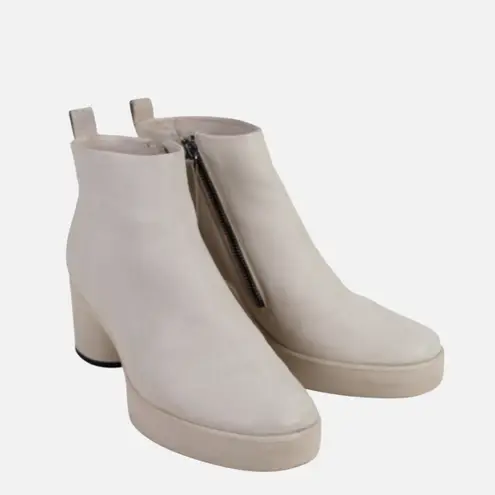 Ecco Shape Sculpted Motion 35 Women’s Sz 8.5 Cream Leather Platform Ankle Boots