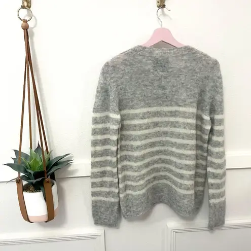 Dawn & Dare Grey Stripe Long Sleeve Mohair Wool Blend Crewneck Sweater Size L Gray Size L