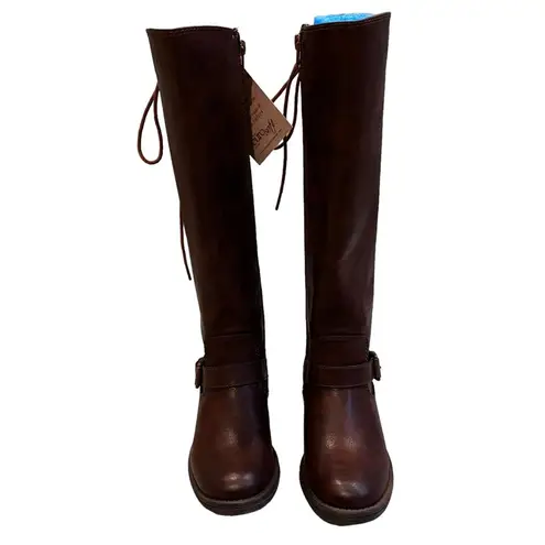 NWOT, Sofft Kristie Dark Brown Corset Boot, Size 6M