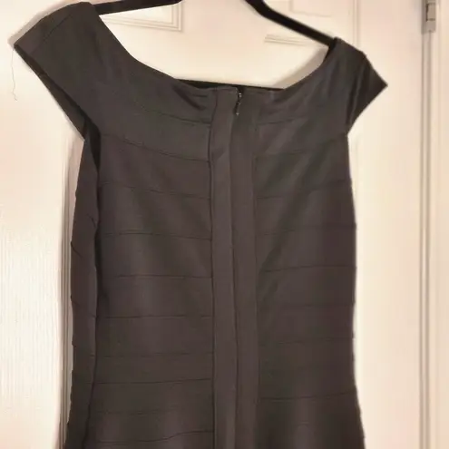 Tadashi Shoji Black Off Shoulder Dress size M