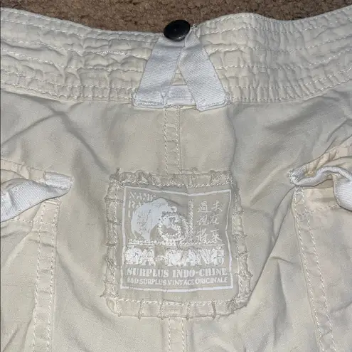 DA NANG Y2K VTG Vintage Silk Cargo Embroidered Low Rise Bermuda Shorts Cream M Size M