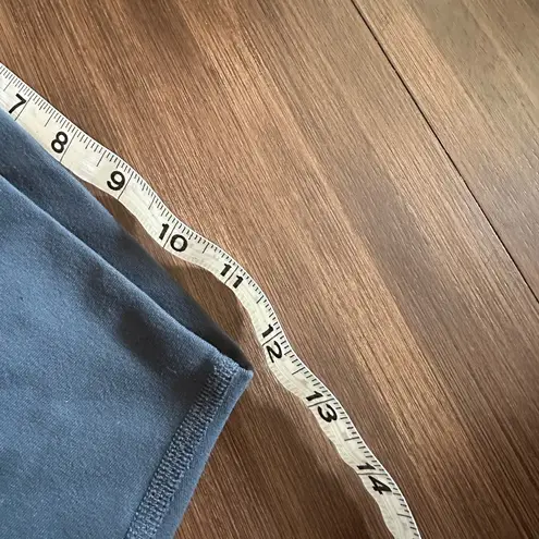 Alo Yoga  High-Waist Cargo Legging Anthracite grey size medium sold out online - Image 9