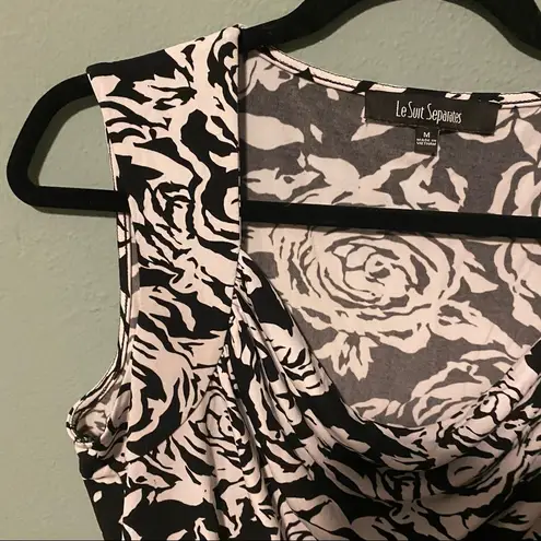 Le Suit Black Rose Blouse