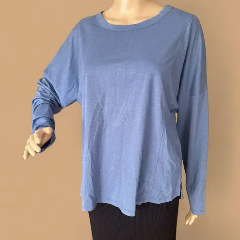All In Motion NWT Women's CYA Long Sleeve Shirt Blue M