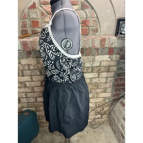 one piece swimsuit shorts romper black white floral Vintage 1990s shorts Size 24W