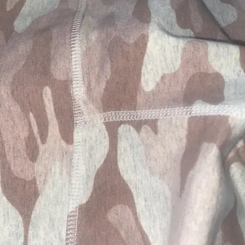 Calvin Klein NWOT  Performance Leggings