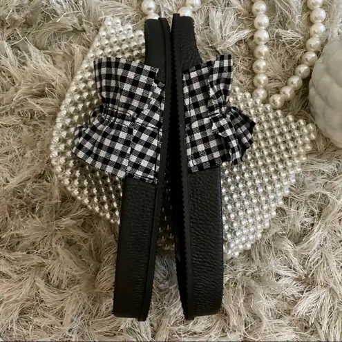 Boutique NIB Gingham Slides