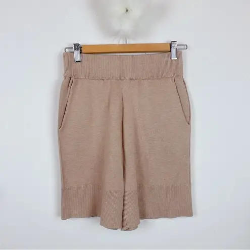 n:philanthropy Bartley Sweatshirt & Balfour Short Taupe