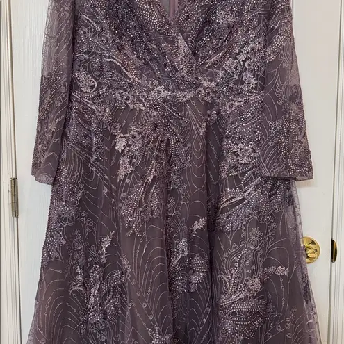Mac Duggal NWT 20336 Purple Embellished Wrap Over 3/4 Sleeve Dress Size 12