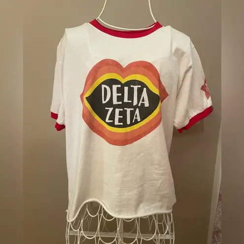 Delta Zeta Cropped Short Sleeve Tee