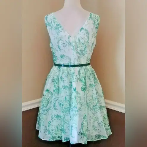 Molly Bracken Green & White Floral Retro 50's Fit & Flare Modcloth Dress NEW