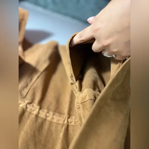 Thread & Supply Camel Open