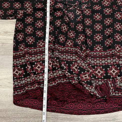 Harlowe $ Graham Harlowe & Graham Black with Red, Tan, White Regal Print Long Sleeve Blouse S