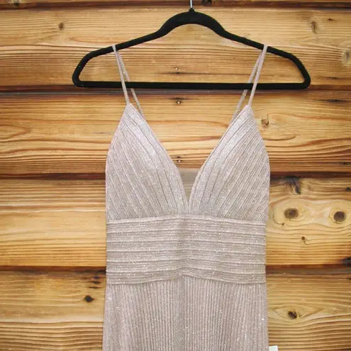 Mac Duggal 30725 Womens SHIMMER PLEATED V NECK GOWN Oscars