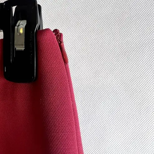 GianFranco Ferre Studio 100% Virgin Wool Made in Italy Pencil Skirt Size 10 Pink