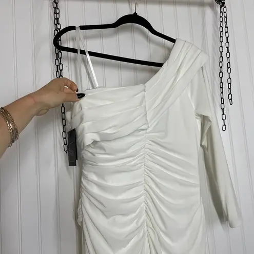 Mac Duggal NWT Leena Fold Over Ruched Slit Neck One-Shoulder Gown Size 10