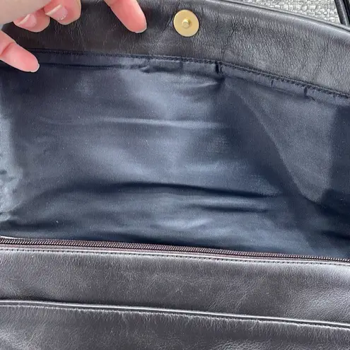 Vintage Shoulder Bag Med Stone Mountain Dark Brown Leather Minimalist Soft 90s Brown