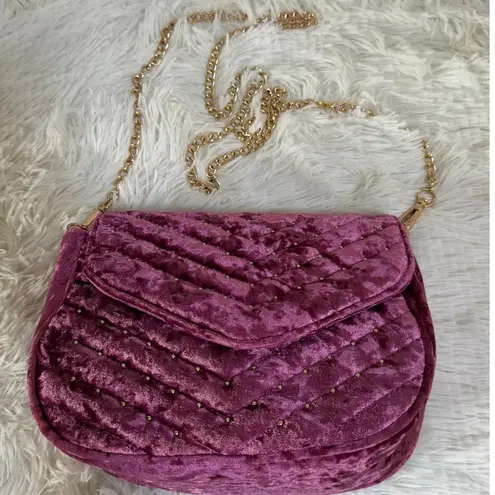 Urban Expression Urban Expressions Velvet Quilted Crossbody Purse Pink Gold Chain