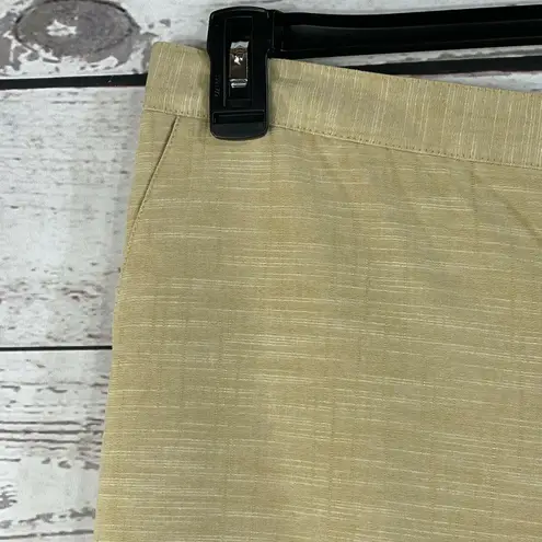 Alfred Dunner SZ 18 Prop Short Pants Elastic Waist Pockets Jute Tan Flat Front