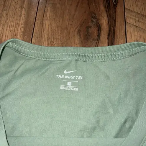 Nike Green  long sleeve tee