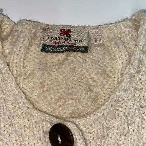 Carraigdonn Made in Ireland cable Knit 100% wool cardigan Fisherman Core sweater