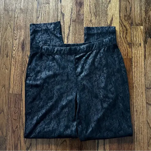 Susan Graver black spandex faux suede animal print leggings, medium