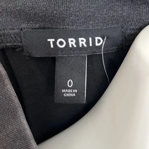 Torrid Torrrid Challis Bomber size 0